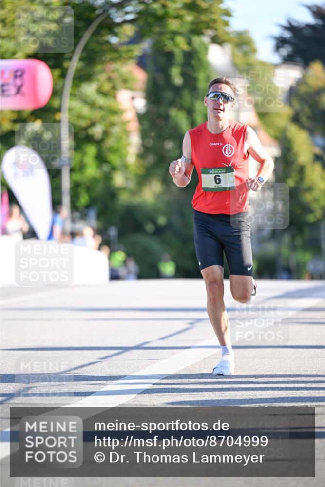 07.09.2025 - BARMER Alsterlauf Dr. Thomas Lammeyer http://msf.ph/oto/8704999 07.09.2025 09:17:47 Laufen 6 meine-sportfotos.de