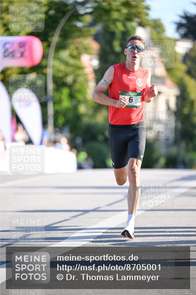 07.09.2025 - BARMER Alsterlauf Dr. Thomas Lammeyer http://msf.ph/oto/8705001 07.09.2025 09:17:47 Laufen 6 meine-sportfotos.de