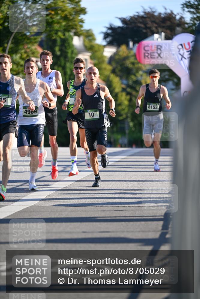 07.09.2025 - BARMER Alsterlauf Dr. Thomas Lammeyer http://msf.ph/oto/8705029 07.09.2025 09:18:03 Laufen 15, 4969, 10, 8153 meine-sportfotos.de