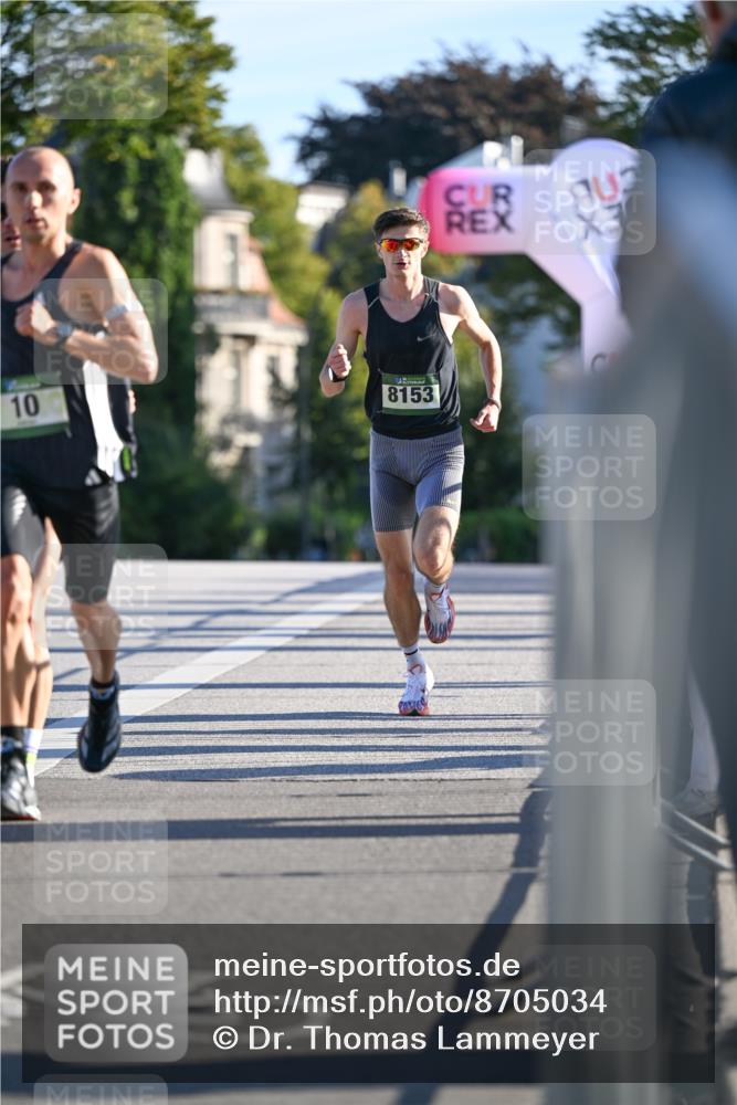 07.09.2025 - BARMER Alsterlauf Dr. Thomas Lammeyer http://msf.ph/oto/8705034 07.09.2025 09:18:04 Laufen 10, 8153, 4 meine-sportfotos.de