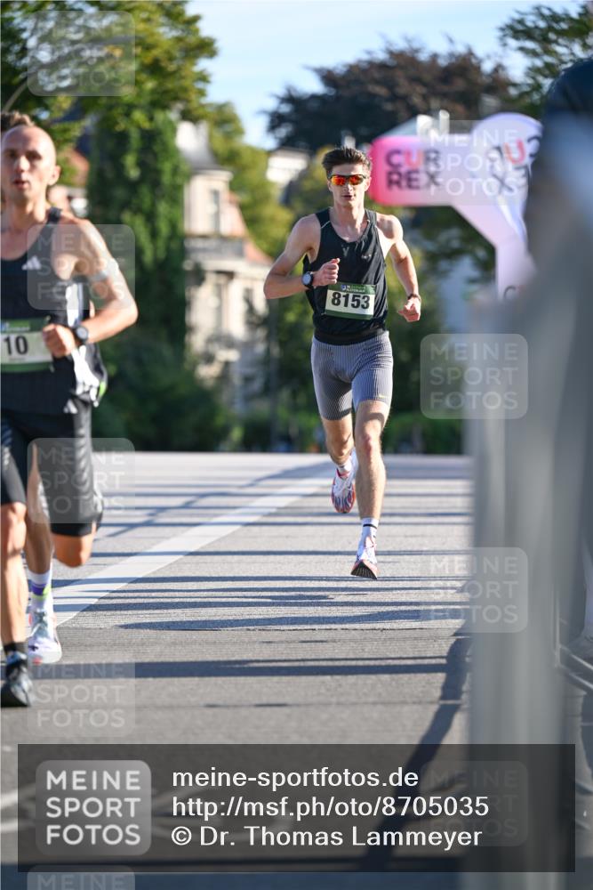07.09.2025 - BARMER Alsterlauf Dr. Thomas Lammeyer http://msf.ph/oto/8705035 07.09.2025 09:18:04 Laufen 10, 8153 meine-sportfotos.de