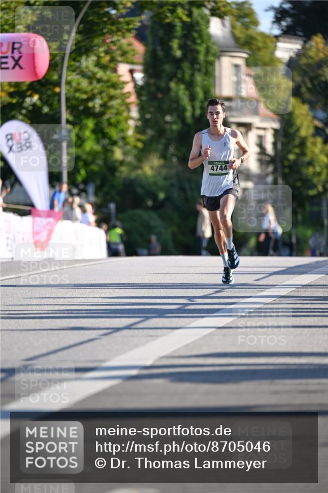 07.09.2025 - BARMER Alsterlauf Dr. Thomas Lammeyer http://msf.ph/oto/8705046 07.09.2025 09:18:36 Laufen 4744 meine-sportfotos.de