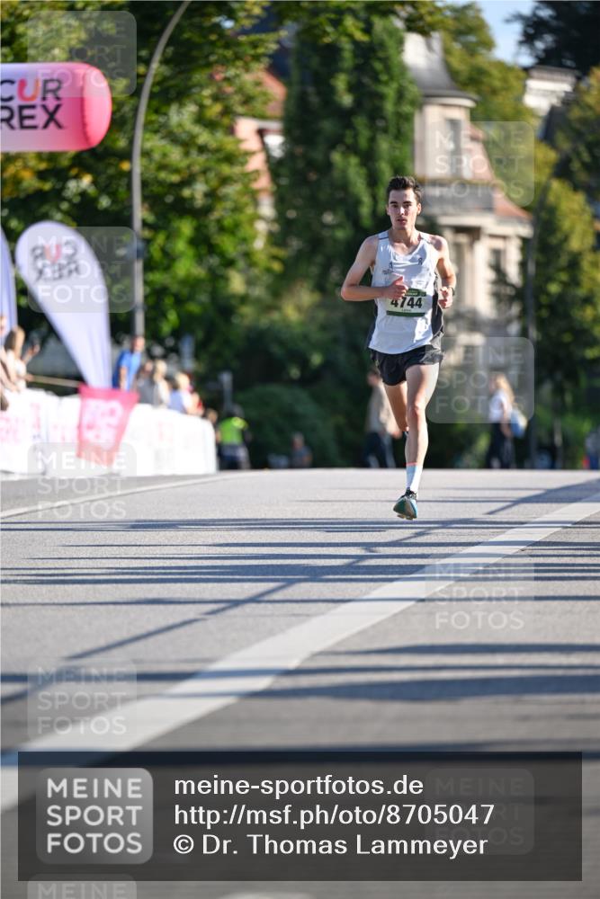 07.09.2025 - BARMER Alsterlauf Dr. Thomas Lammeyer http://msf.ph/oto/8705047 07.09.2025 09:18:36 Laufen 4744 meine-sportfotos.de