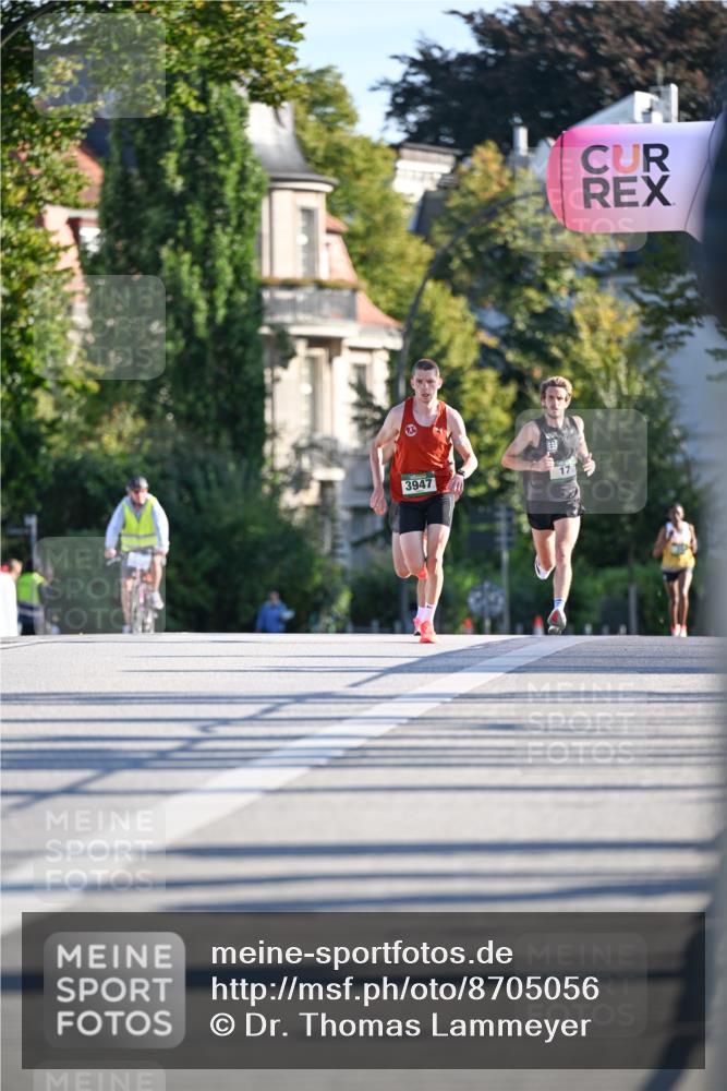 07.09.2025 - BARMER Alsterlauf Dr. Thomas Lammeyer http://msf.ph/oto/8705056 07.09.2025 09:18:47 Laufen 3947 meine-sportfotos.de