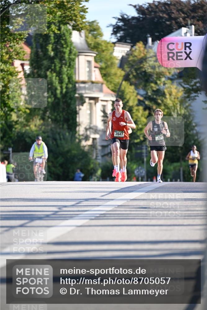 07.09.2025 - BARMER Alsterlauf Dr. Thomas Lammeyer http://msf.ph/oto/8705057 07.09.2025 09:18:47 Laufen 3947, 17 meine-sportfotos.de