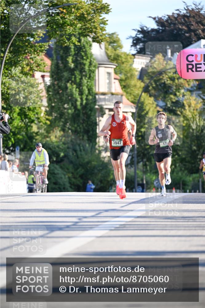 07.09.2025 - BARMER Alsterlauf Dr. Thomas Lammeyer http://msf.ph/oto/8705060 07.09.2025 09:18:48 Laufen 3947 meine-sportfotos.de
