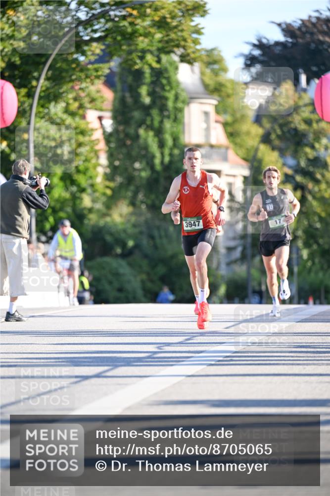 07.09.2025 - BARMER Alsterlauf Dr. Thomas Lammeyer http://msf.ph/oto/8705065 07.09.2025 09:18:49 Laufen 3947, 17 meine-sportfotos.de