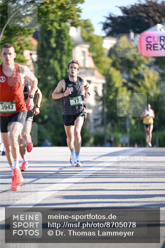 07.09.2025 - BARMER Alsterlauf Dr. Thomas Lammeyer http://msf.ph/oto/8705078 07.09.2025 09:18:51 Laufen 3947, 17 meine-sportfotos.de