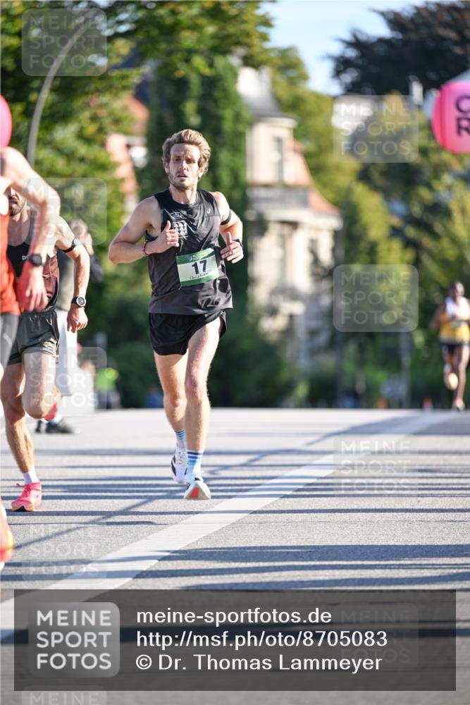 07.09.2025 - BARMER Alsterlauf Dr. Thomas Lammeyer http://msf.ph/oto/8705083 07.09.2025 09:18:52 Laufen  meine-sportfotos.de
