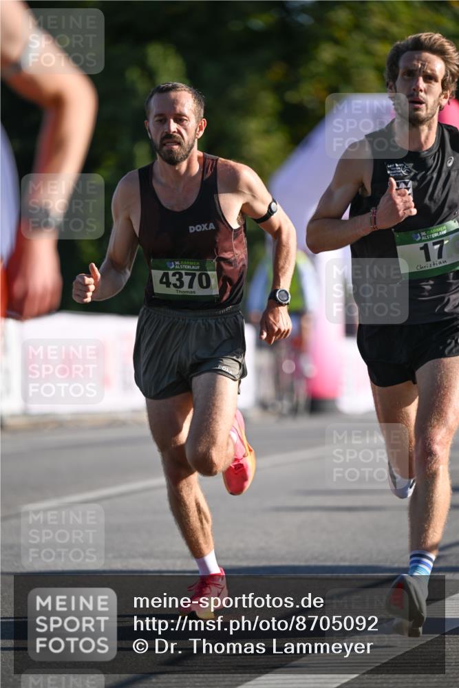 07.09.2025 - BARMER Alsterlauf Dr. Thomas Lammeyer http://msf.ph/oto/8705092 07.09.2025 09:18:53 Laufen 36, 4370, 36, 17, 2 meine-sportfotos.de