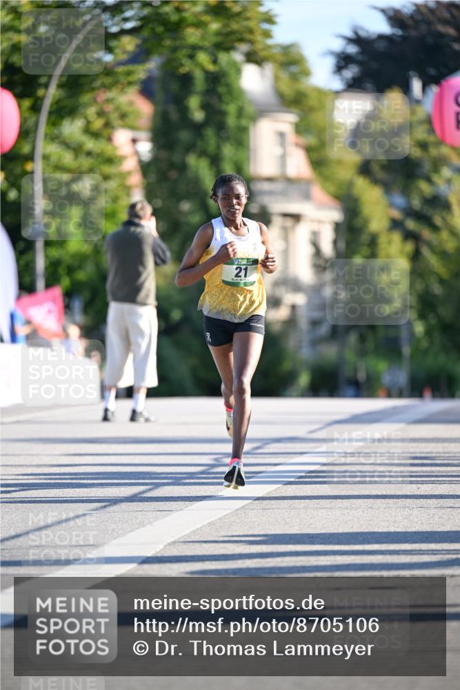 07.09.2025 - BARMER Alsterlauf Dr. Thomas Lammeyer http://msf.ph/oto/8705106 07.09.2025 09:18:58 Laufen 21 meine-sportfotos.de