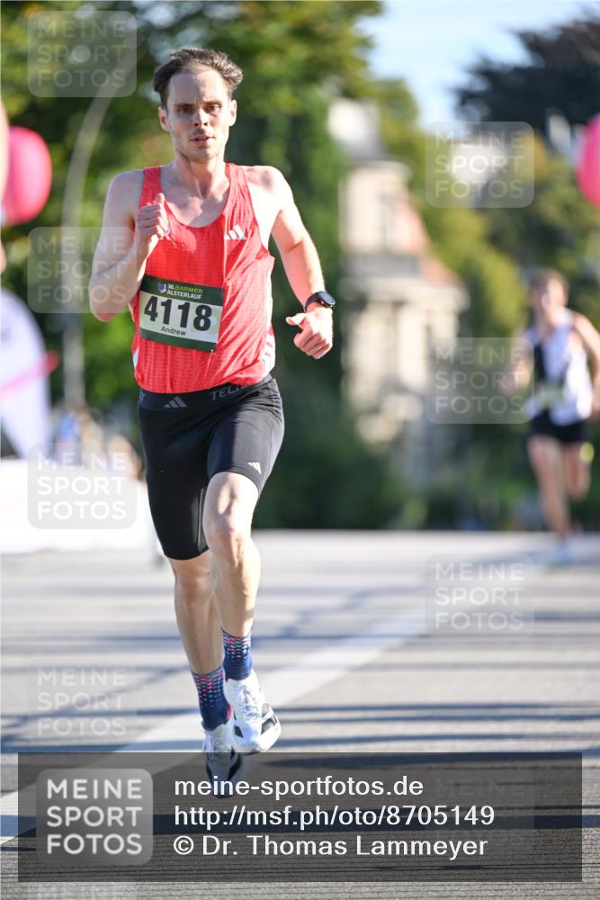 07.09.2025 - BARMER Alsterlauf Dr. Thomas Lammeyer http://msf.ph/oto/8705149 07.09.2025 09:19:10 Laufen 36, 4118 meine-sportfotos.de