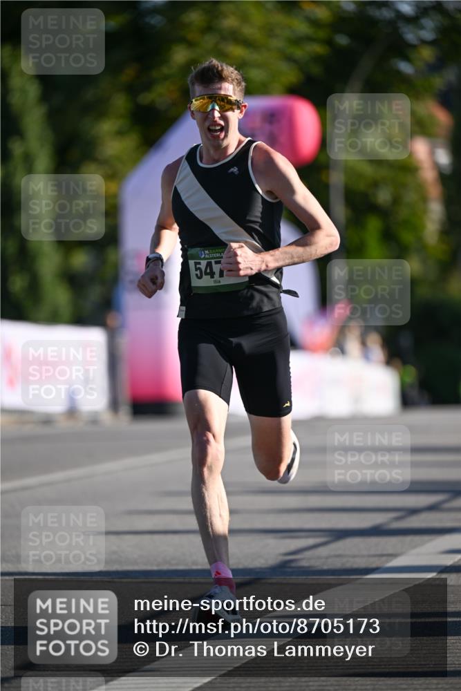 07.09.2025 - BARMER Alsterlauf Dr. Thomas Lammeyer http://msf.ph/oto/8705173 07.09.2025 09:19:20 Laufen 36, 547 meine-sportfotos.de