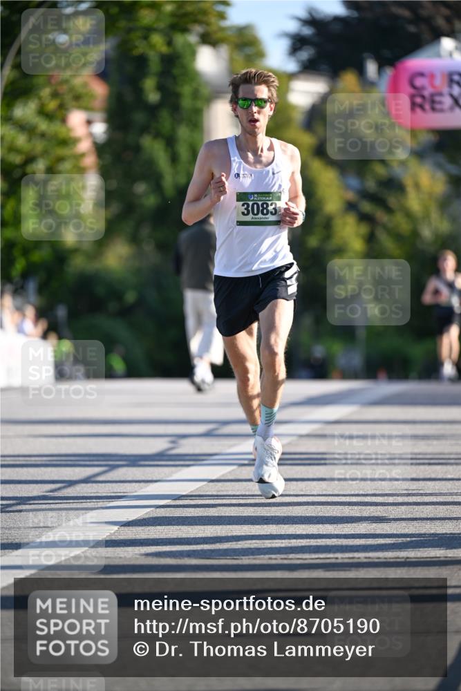 07.09.2025 - BARMER Alsterlauf Dr. Thomas Lammeyer http://msf.ph/oto/8705190 07.09.2025 09:19:29 Laufen 3083, 4 meine-sportfotos.de