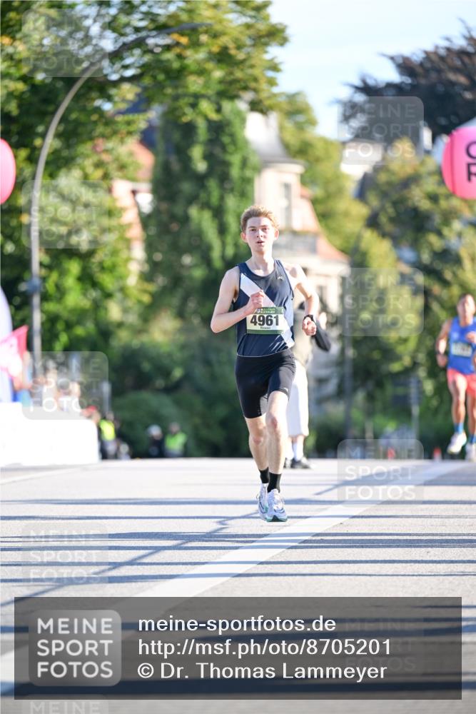 07.09.2025 - BARMER Alsterlauf Dr. Thomas Lammeyer http://msf.ph/oto/8705201 07.09.2025 09:19:35 Laufen 4961 meine-sportfotos.de