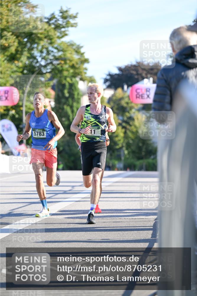 07.09.2025 - BARMER Alsterlauf Dr. Thomas Lammeyer http://msf.ph/oto/8705231 07.09.2025 09:19:40 Laufen 11, 5783 meine-sportfotos.de