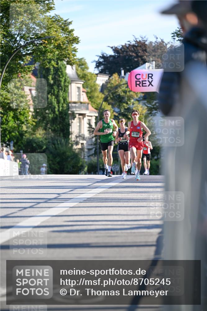 07.09.2025 - BARMER Alsterlauf Dr. Thomas Lammeyer http://msf.ph/oto/8705245 07.09.2025 09:20:00 Laufen 1120, 966, 8199 meine-sportfotos.de