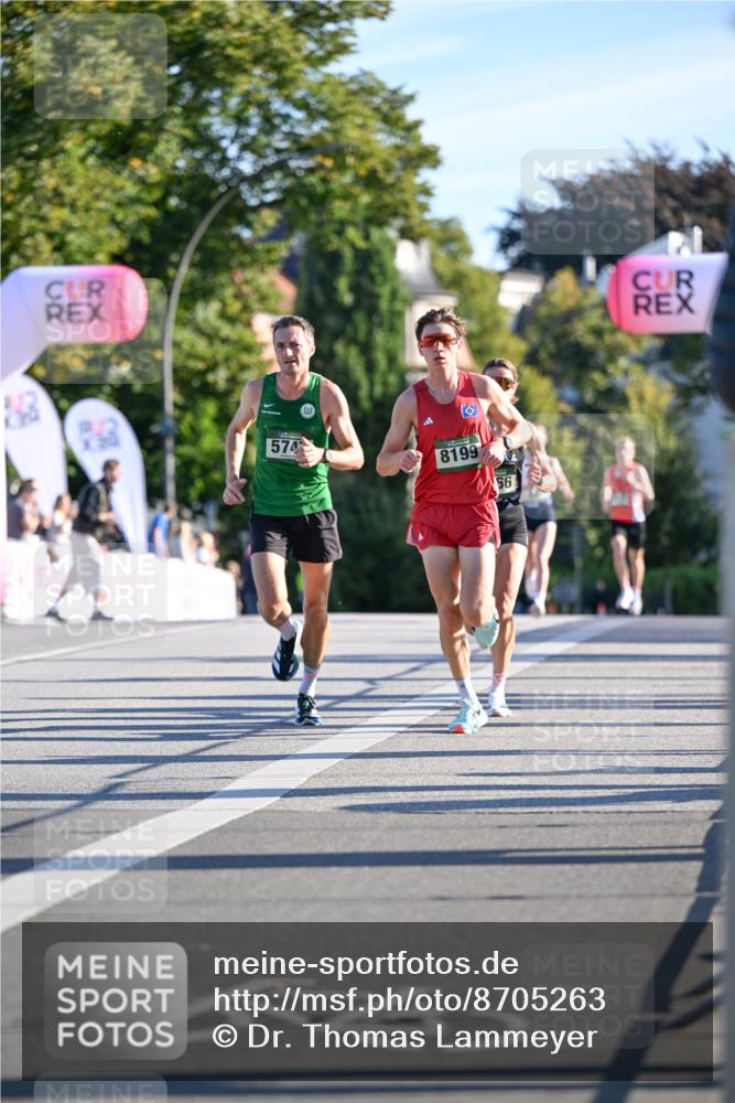 07.09.2025 - BARMER Alsterlauf Dr. Thomas Lammeyer http://msf.ph/oto/8705263 07.09.2025 09:20:03 Laufen 574, 8199, 56, 554 meine-sportfotos.de