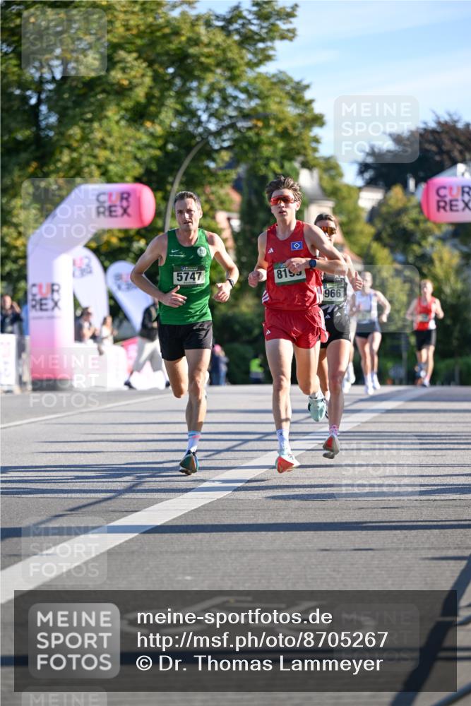 07.09.2025 - BARMER Alsterlauf Dr. Thomas Lammeyer http://msf.ph/oto/8705267 07.09.2025 09:20:03 Laufen 5747, 8195, 966 meine-sportfotos.de