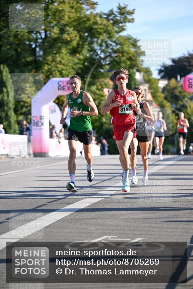 07.09.2025 - BARMER Alsterlauf Dr. Thomas Lammeyer http://msf.ph/oto/8705269 07.09.2025 09:20:04 Laufen 8199, 54 meine-sportfotos.de