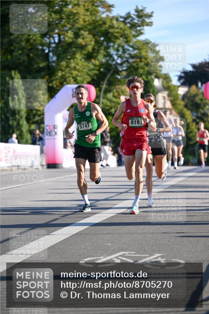 07.09.2025 - BARMER Alsterlauf Dr. Thomas Lammeyer http://msf.ph/oto/8705270 07.09.2025 09:20:04 Laufen 5747, 8199, 96, 64 meine-sportfotos.de