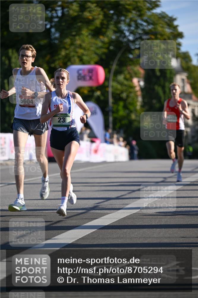 07.09.2025 - BARMER Alsterlauf Dr. Thomas Lammeyer http://msf.ph/oto/8705294 07.09.2025 09:20:08 Laufen 5604, 23 meine-sportfotos.de