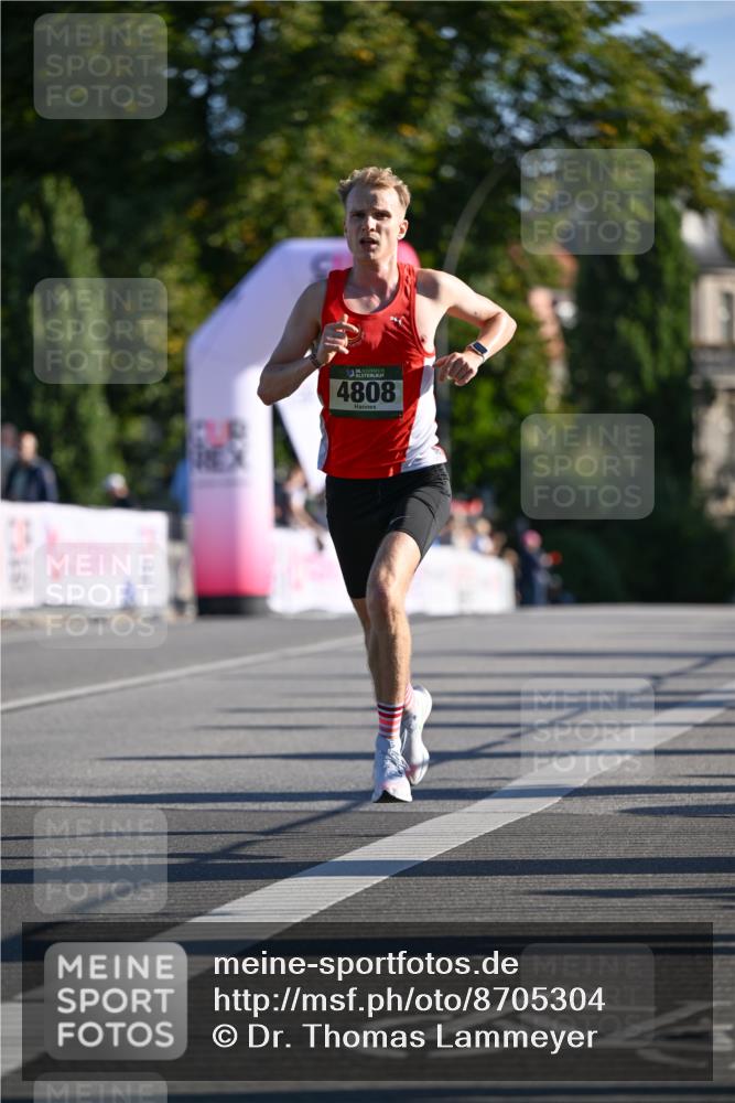 07.09.2025 - BARMER Alsterlauf Dr. Thomas Lammeyer http://msf.ph/oto/8705304 07.09.2025 09:20:10 Laufen 4808 meine-sportfotos.de