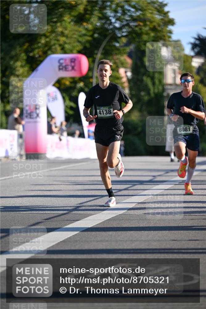 07.09.2025 - BARMER Alsterlauf Dr. Thomas Lammeyer http://msf.ph/oto/8705321 07.09.2025 09:20:20 Laufen 4138, 8081 meine-sportfotos.de