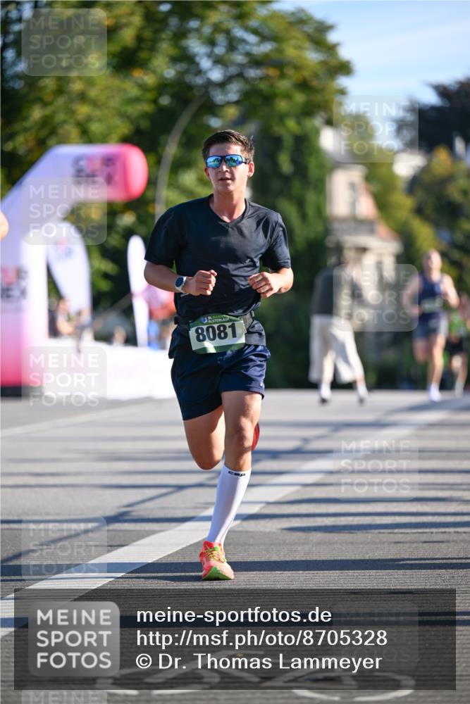07.09.2025 - BARMER Alsterlauf Dr. Thomas Lammeyer http://msf.ph/oto/8705328 07.09.2025 09:20:21 Laufen 8081 meine-sportfotos.de