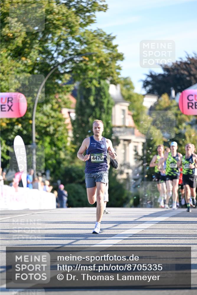 07.09.2025 - BARMER Alsterlauf Dr. Thomas Lammeyer http://msf.ph/oto/8705335 07.09.2025 09:20:24 Laufen 4470 meine-sportfotos.de
