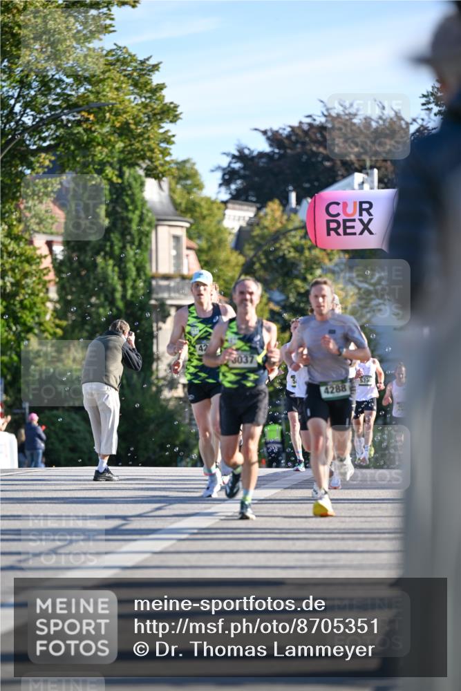 07.09.2025 - BARMER Alsterlauf Dr. Thomas Lammeyer http://msf.ph/oto/8705351 07.09.2025 09:20:26 Laufen 3037, 4288, 5390 meine-sportfotos.de