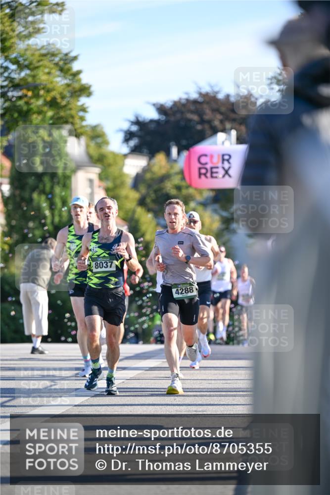 07.09.2025 - BARMER Alsterlauf Dr. Thomas Lammeyer http://msf.ph/oto/8705355 07.09.2025 09:20:27 Laufen 8037, 90, 4288 meine-sportfotos.de