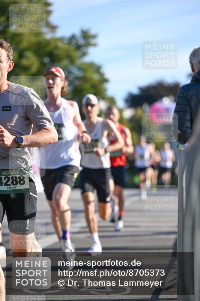 07.09.2025 - BARMER Alsterlauf Dr. Thomas Lammeyer http://msf.ph/oto/8705373 07.09.2025 09:20:30 Laufen 36, 288 meine-sportfotos.de