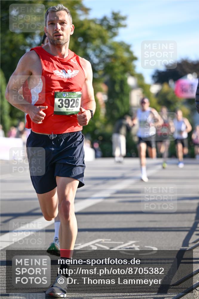 07.09.2025 - BARMER Alsterlauf Dr. Thomas Lammeyer http://msf.ph/oto/8705382 07.09.2025 09:20:32 Laufen 36, 3926 meine-sportfotos.de