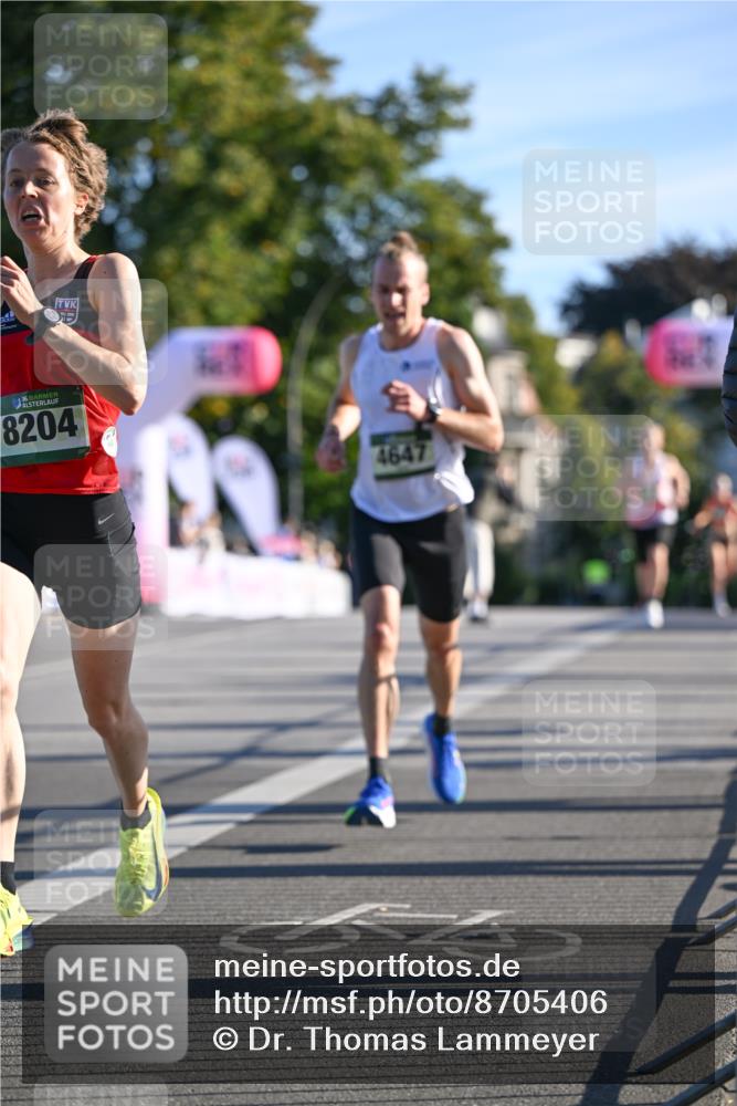 07.09.2025 - BARMER Alsterlauf Dr. Thomas Lammeyer http://msf.ph/oto/8705406 07.09.2025 09:20:36 Laufen 35, 8204, 4647 meine-sportfotos.de