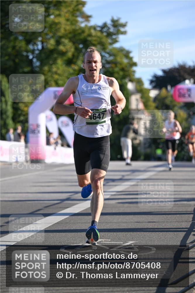 07.09.2025 - BARMER Alsterlauf Dr. Thomas Lammeyer http://msf.ph/oto/8705408 07.09.2025 09:20:37 Laufen 4647 meine-sportfotos.de