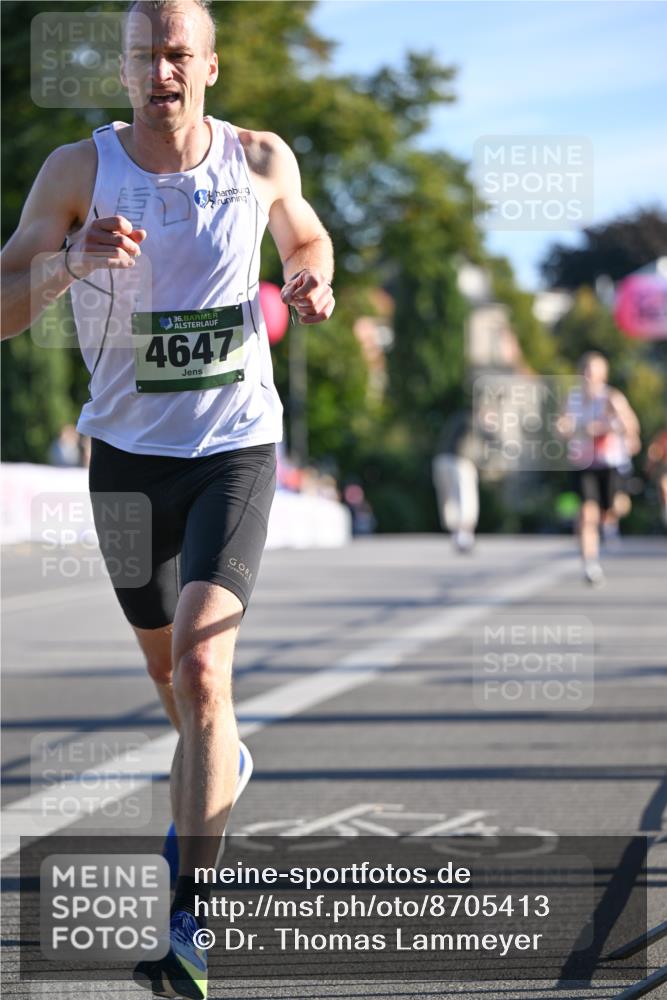 07.09.2025 - BARMER Alsterlauf Dr. Thomas Lammeyer http://msf.ph/oto/8705413 07.09.2025 09:20:37 Laufen 36, 4647 meine-sportfotos.de