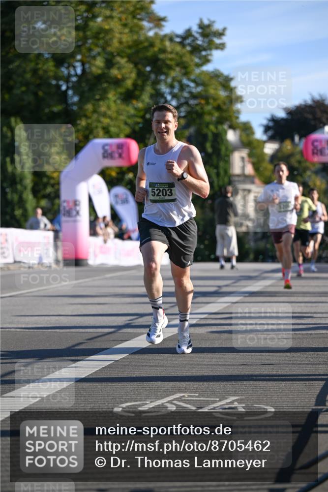 07.09.2025 - BARMER Alsterlauf Dr. Thomas Lammeyer http://msf.ph/oto/8705462 07.09.2025 09:20:47 Laufen 5203, 1206 meine-sportfotos.de