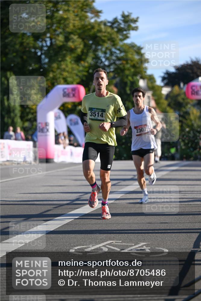 07.09.2025 - BARMER Alsterlauf Dr. Thomas Lammeyer http://msf.ph/oto/8705486 07.09.2025 09:20:51 Laufen 3514, 2307 meine-sportfotos.de