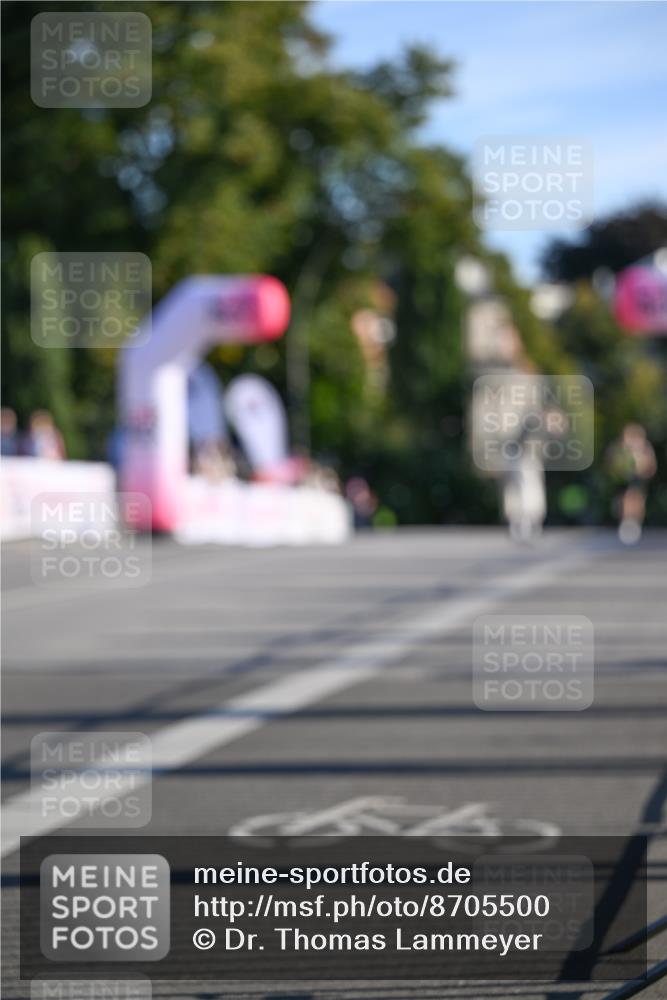 07.09.2025 - BARMER Alsterlauf Dr. Thomas Lammeyer http://msf.ph/oto/8705500 07.09.2025 09:20:53 Laufen  meine-sportfotos.de