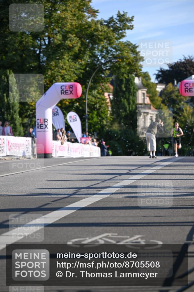 07.09.2025 - BARMER Alsterlauf Dr. Thomas Lammeyer http://msf.ph/oto/8705508 07.09.2025 09:20:54 Laufen 2380, 935, 554 meine-sportfotos.de