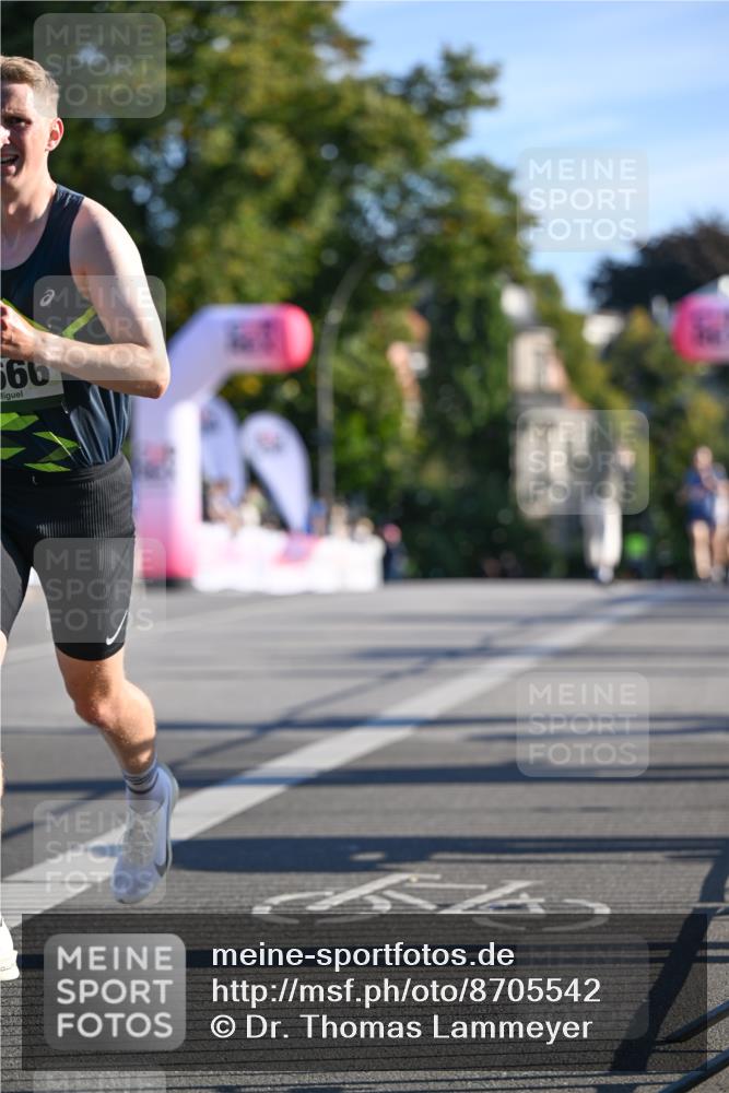 07.09.2025 - BARMER Alsterlauf Dr. Thomas Lammeyer http://msf.ph/oto/8705542 07.09.2025 09:21:03 Laufen 566, 34 meine-sportfotos.de