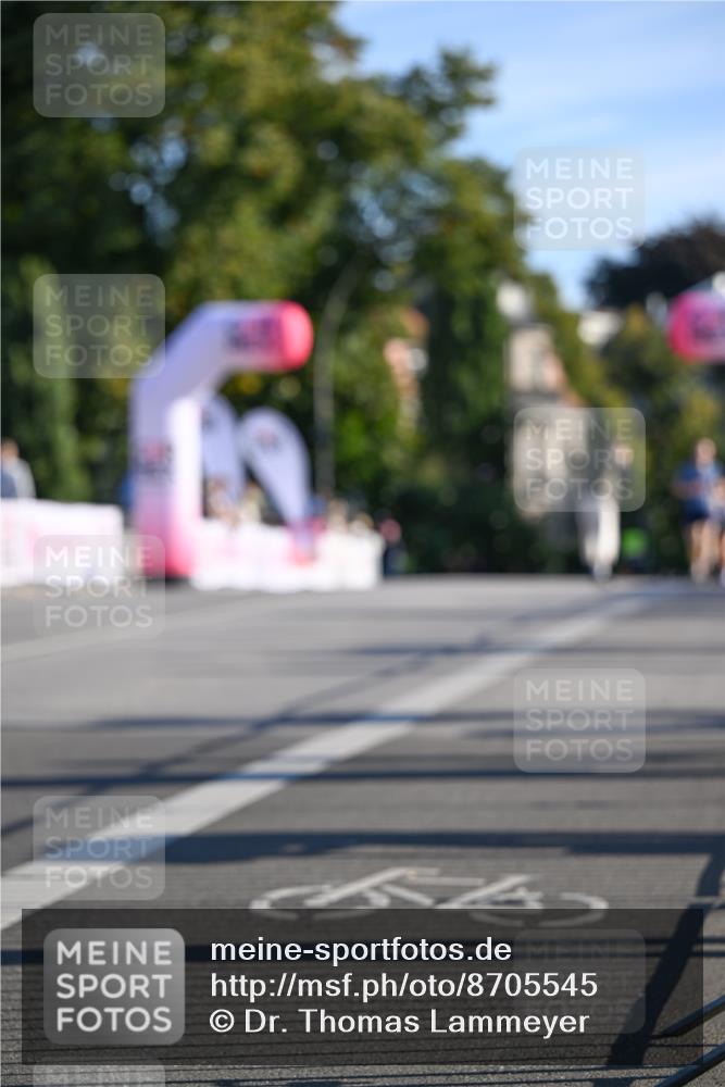 07.09.2025 - BARMER Alsterlauf Dr. Thomas Lammeyer http://msf.ph/oto/8705545 07.09.2025 09:21:04 Laufen  meine-sportfotos.de