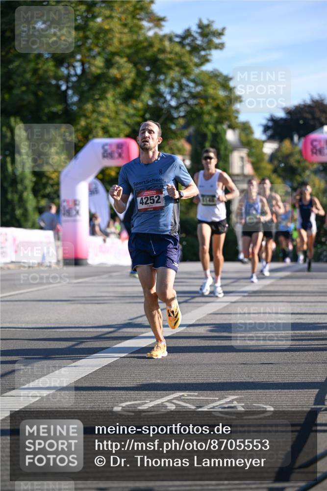 07.09.2025 - BARMER Alsterlauf Dr. Thomas Lammeyer http://msf.ph/oto/8705553 07.09.2025 09:21:11 Laufen 4252, 34 meine-sportfotos.de
