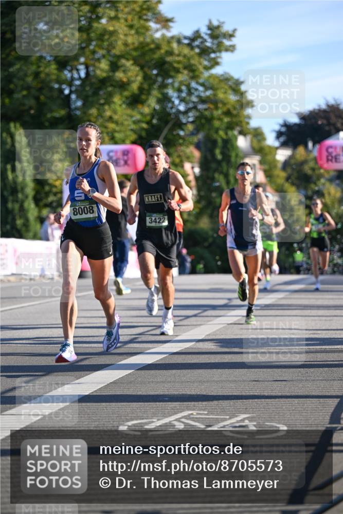 07.09.2025 - BARMER Alsterlauf Dr. Thomas Lammeyer http://msf.ph/oto/8705573 07.09.2025 09:21:13 Laufen 8008, 3422 meine-sportfotos.de