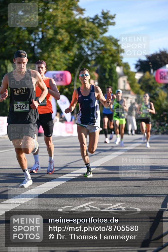 07.09.2025 - BARMER Alsterlauf Dr. Thomas Lammeyer http://msf.ph/oto/8705580 07.09.2025 09:21:14 Laufen 3422, 2 meine-sportfotos.de