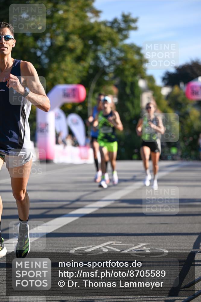 07.09.2025 - BARMER Alsterlauf Dr. Thomas Lammeyer http://msf.ph/oto/8705589 07.09.2025 09:21:16 Laufen  meine-sportfotos.de
