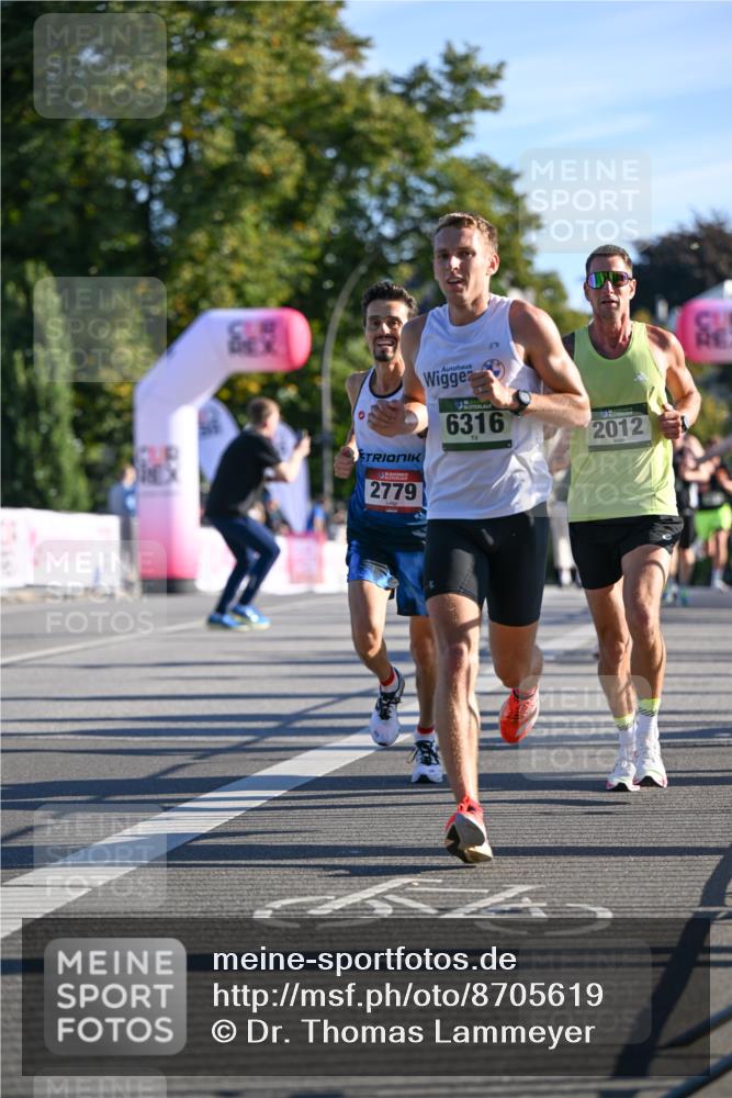 07.09.2025 - BARMER Alsterlauf Dr. Thomas Lammeyer http://msf.ph/oto/8705619 07.09.2025 09:21:25 Laufen 2779, 6316, 2012 meine-sportfotos.de