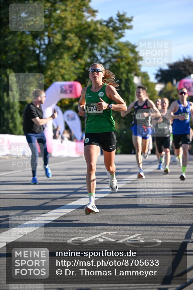 07.09.2025 - BARMER Alsterlauf Dr. Thomas Lammeyer http://msf.ph/oto/8705633 07.09.2025 09:21:27 Laufen 5749 meine-sportfotos.de
