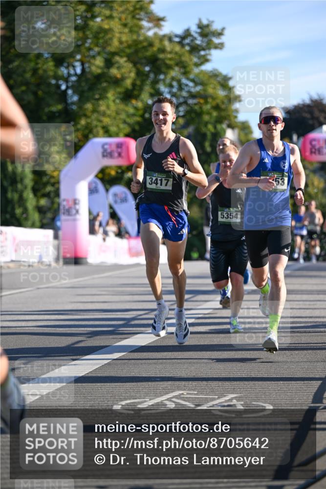 07.09.2025 - BARMER Alsterlauf Dr. Thomas Lammeyer http://msf.ph/oto/8705642 07.09.2025 09:21:29 Laufen 3417, 5354, 53 meine-sportfotos.de